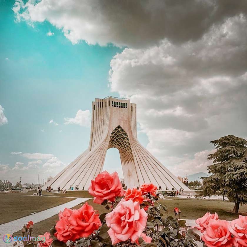 برج ازادی تهران در شب