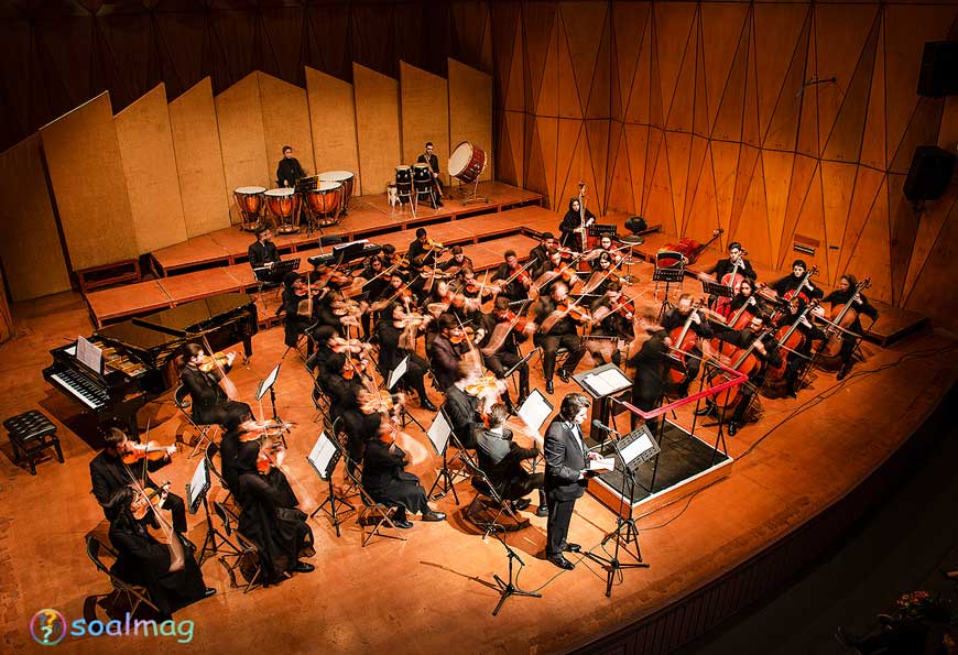 بازدید از تالار وحدت تهران در شب