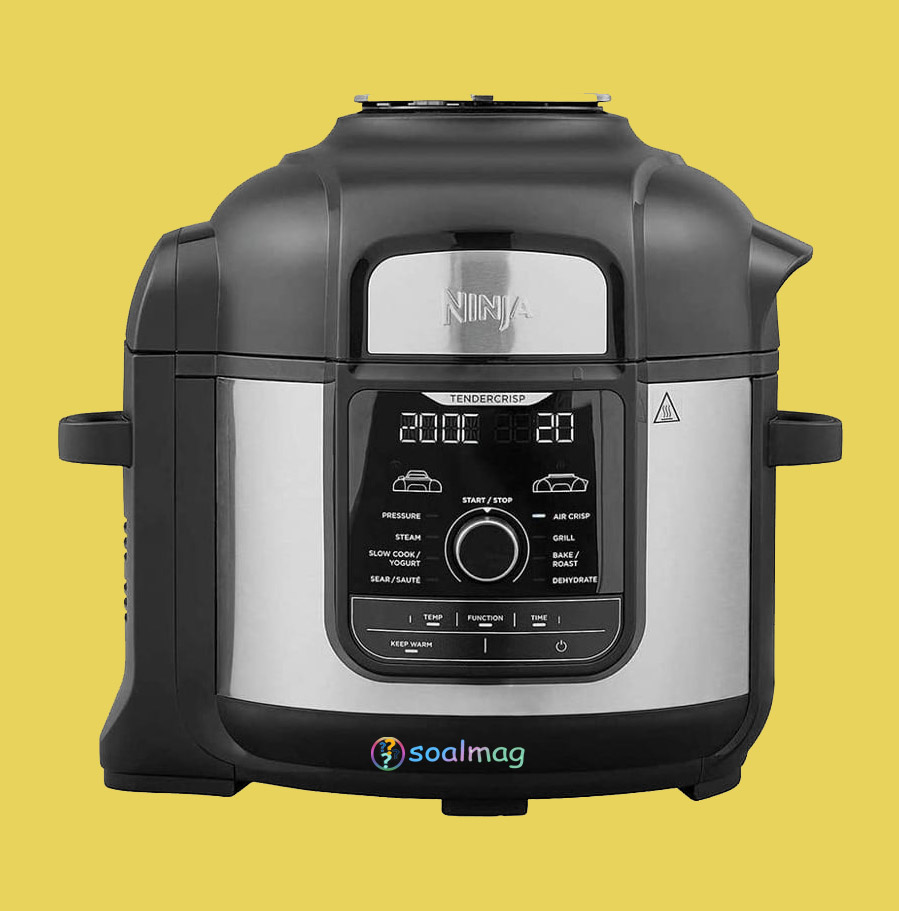 تصویر مولتی کوکر نینجا OP500، نمایشگر دیجیتال و درب آسانسوری