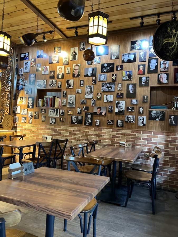 کافه کلون ستارخان | Clone Café